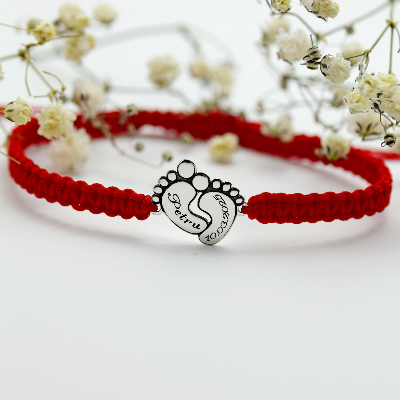 Brățară reglabilă personalizată cu simbol piciorușe bebe / tălpițe bebe – Argint 925