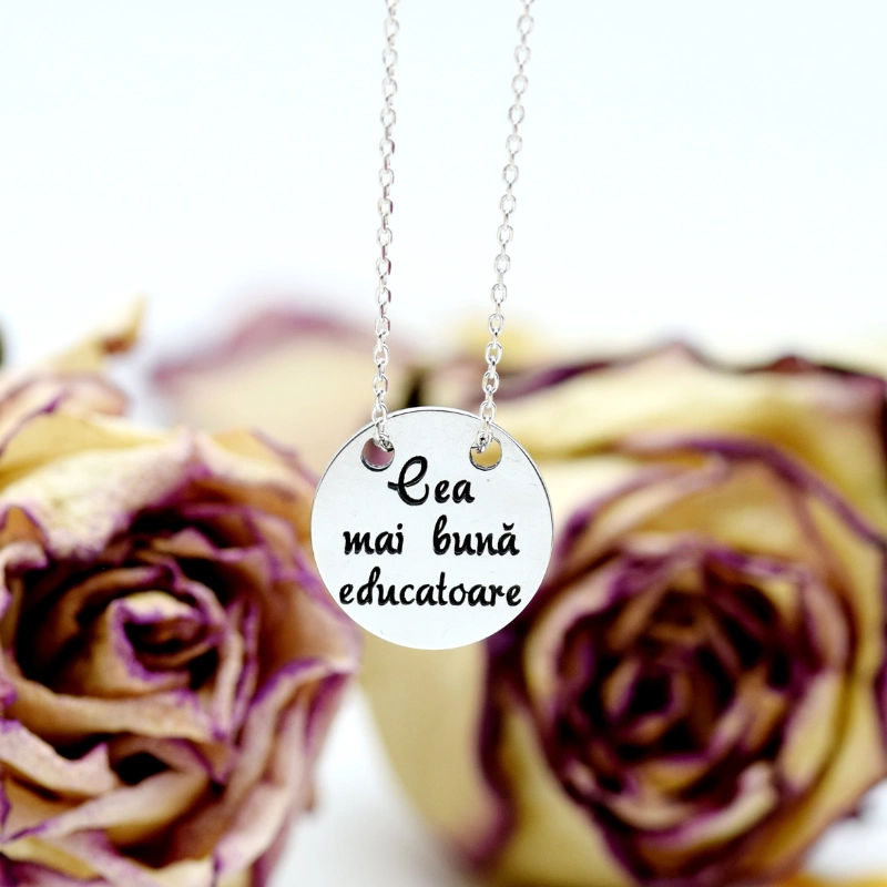 Lănțișor cu Pandantiv rotund Personalizat  Cea mai bună educatoare –  Argint 925