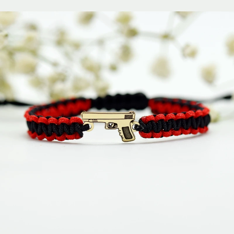 Brățară reglabilă cu simbol Pistol – Aur 14K