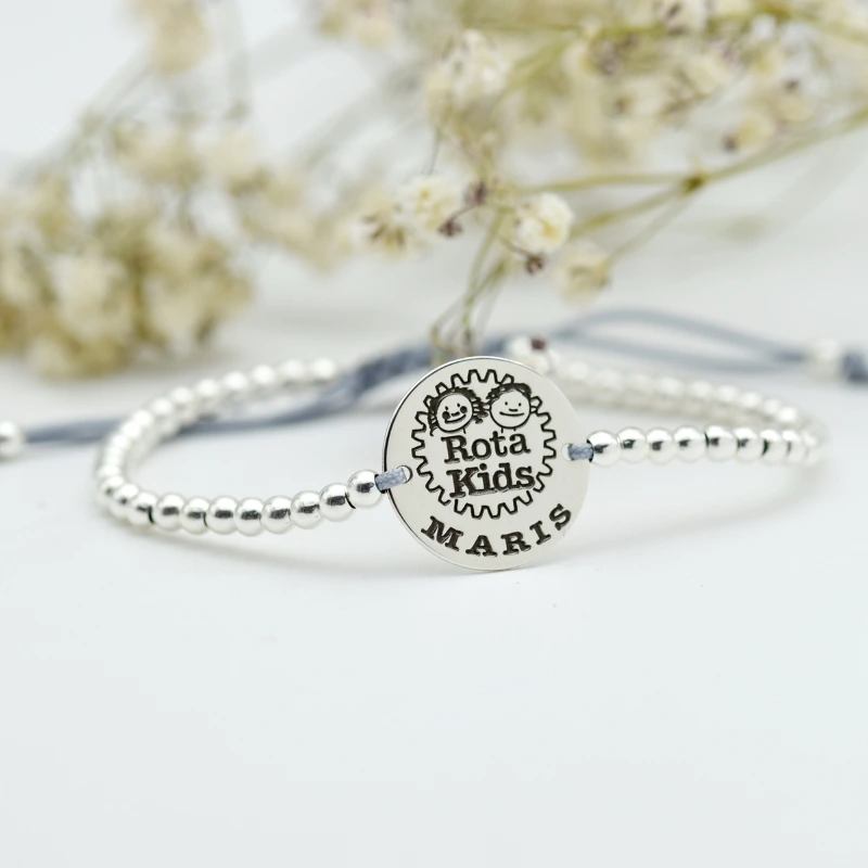 Bratara reglabila cu pandantiv bănuț personalizat Logo – Argint 925