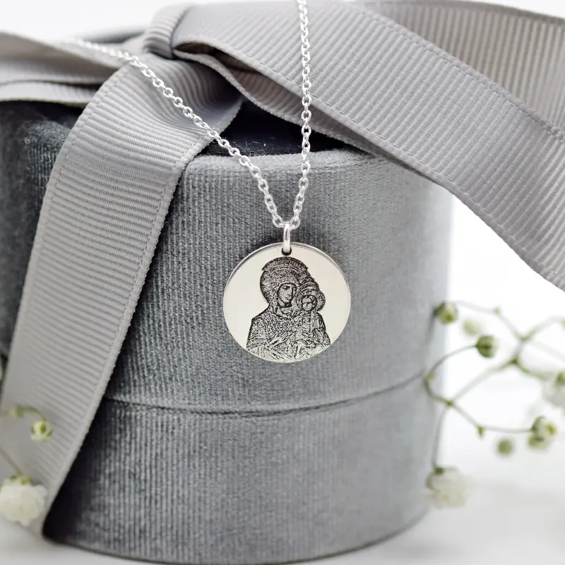 Lănțișor cu medalion Personalizat Maica Domnului / Fecioara Maria – Icoană – Argint 925