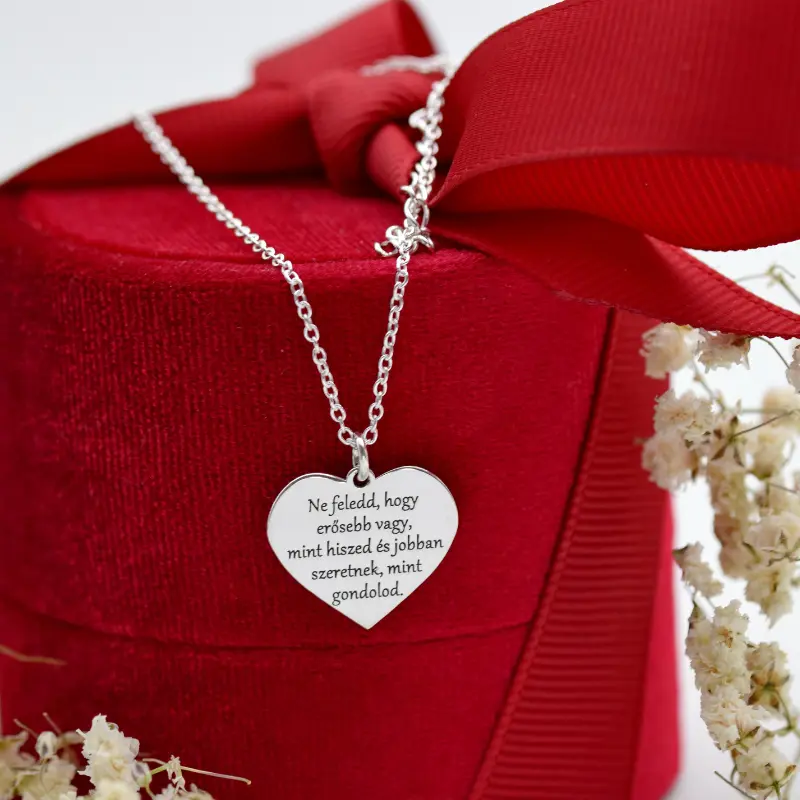 Lănțișor cu pandantiv inimioară personalizat Ne feledd,hogy erősebb vagy, mint hiszed és jobban szeretnek, mint gondolod - Argint 925